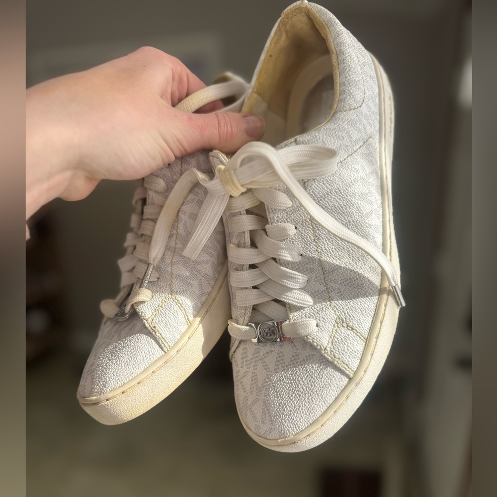 Michael Kors Logo Sneakers – Size 7.5